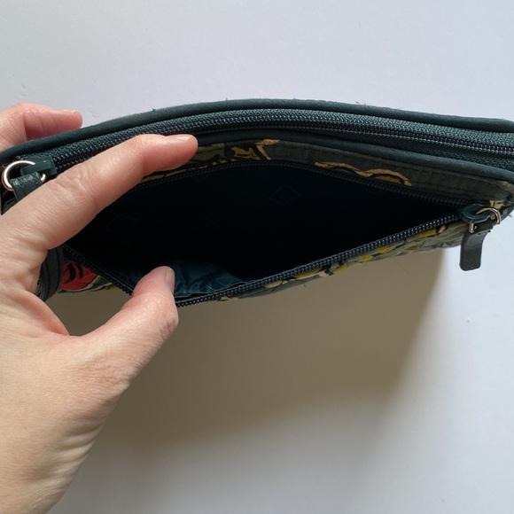 Vera Bradley Falling Flowers Wallet - Picture 4 of 5